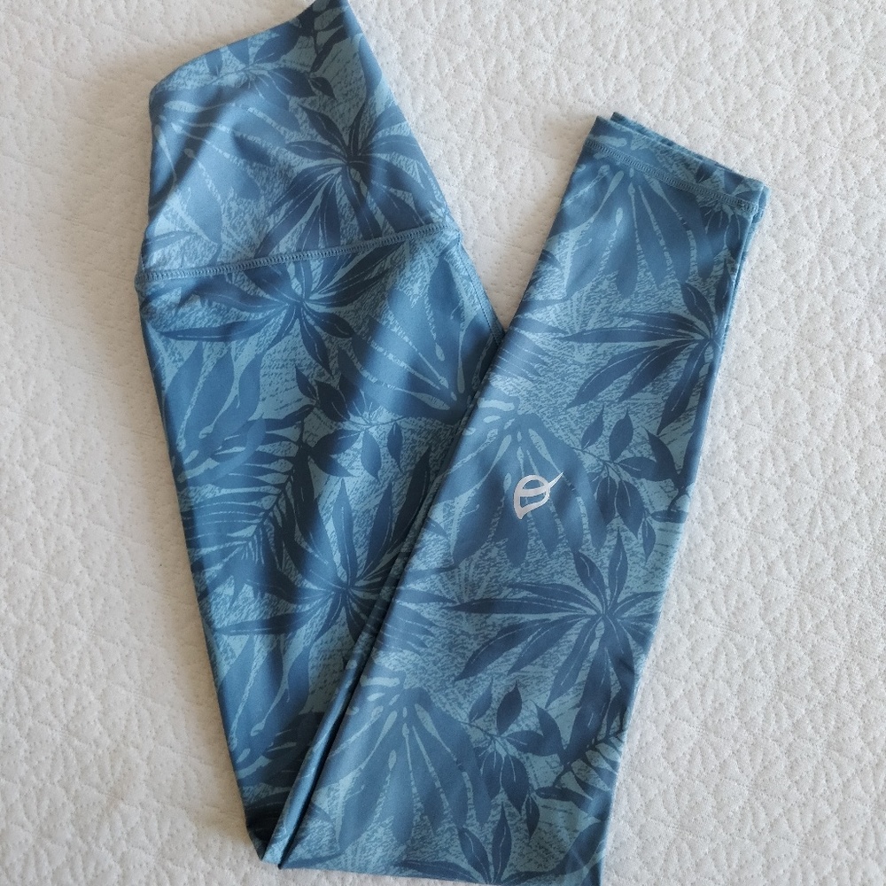 P'tula Desa'ree II Swift Legging - Picture 3 of 8